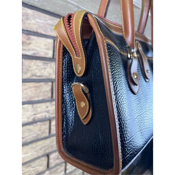 Authentic Vintage Dooney & Bourke Navy Black HandBag Purse - Picture 3 of 6